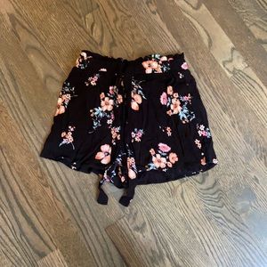 H&M flow shorts